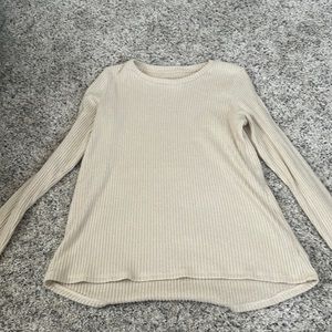 American Eagle Cream Top